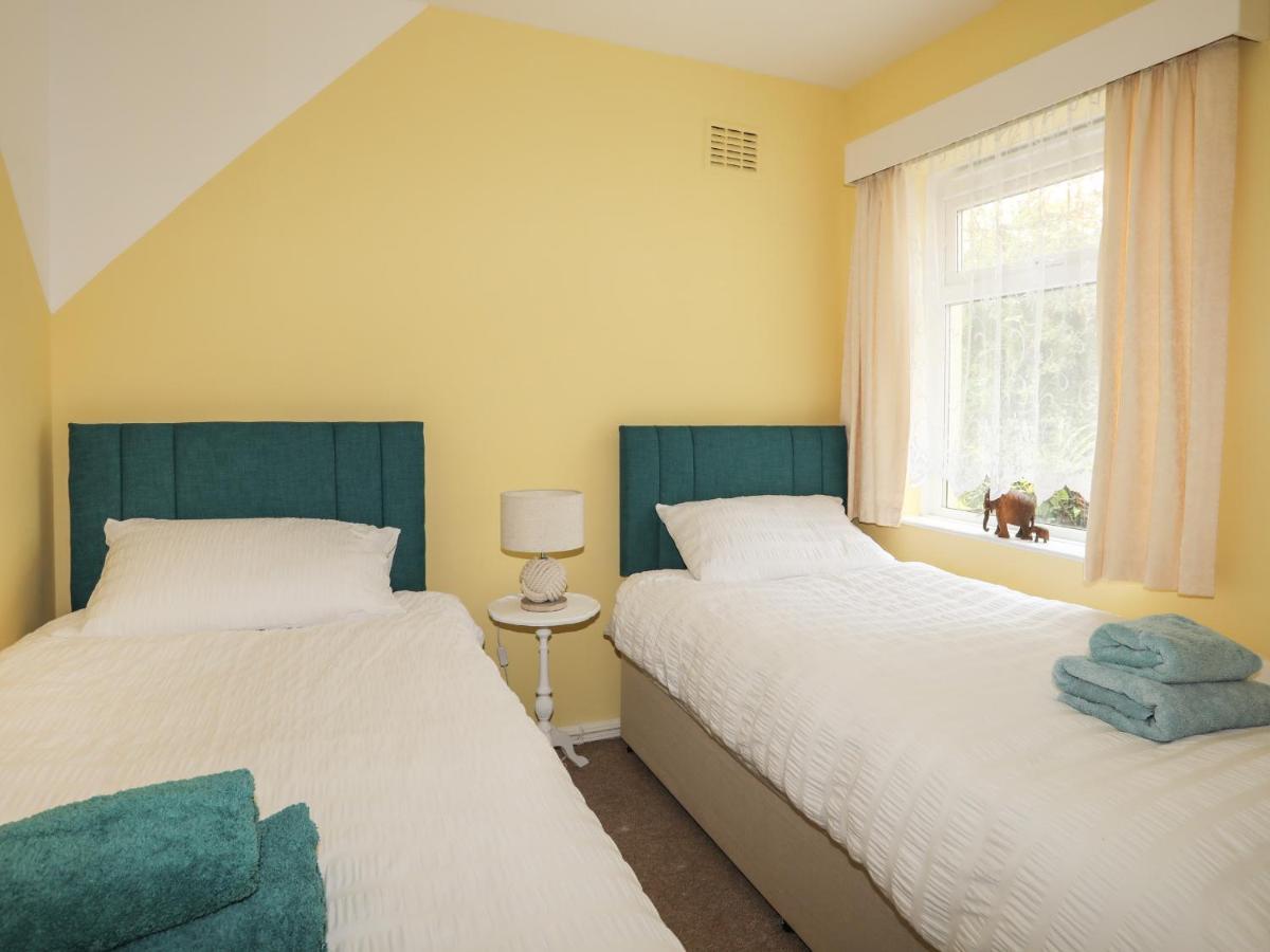 Dubrovnik Apartment Criccieth Ngoại thất bức ảnh