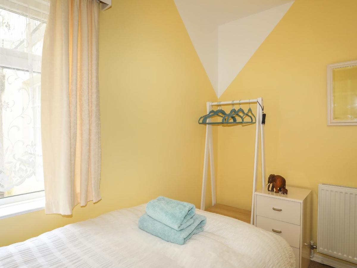 Dubrovnik Apartment Criccieth Ngoại thất bức ảnh
