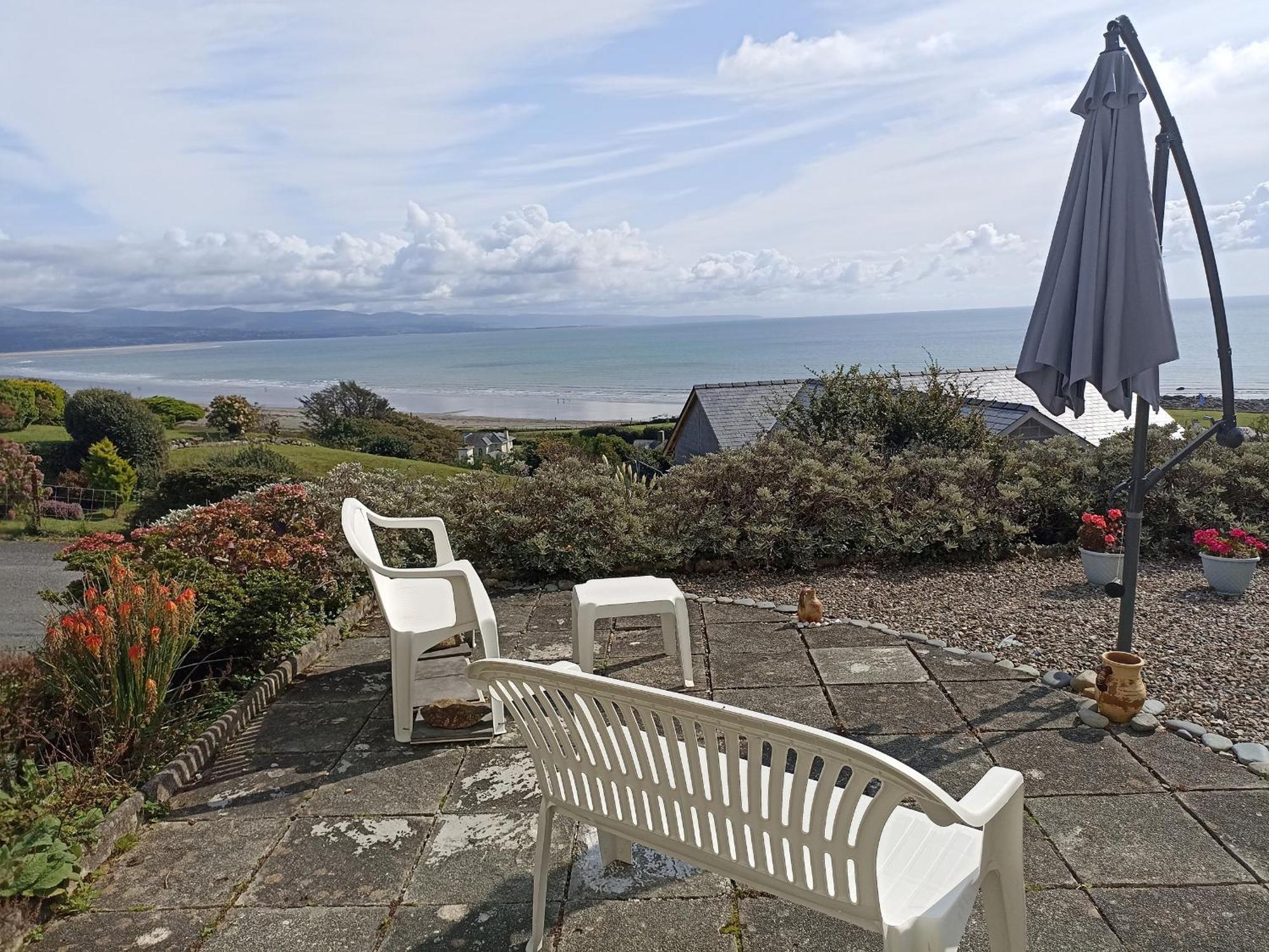 Dubrovnik Apartment Criccieth Ngoại thất bức ảnh